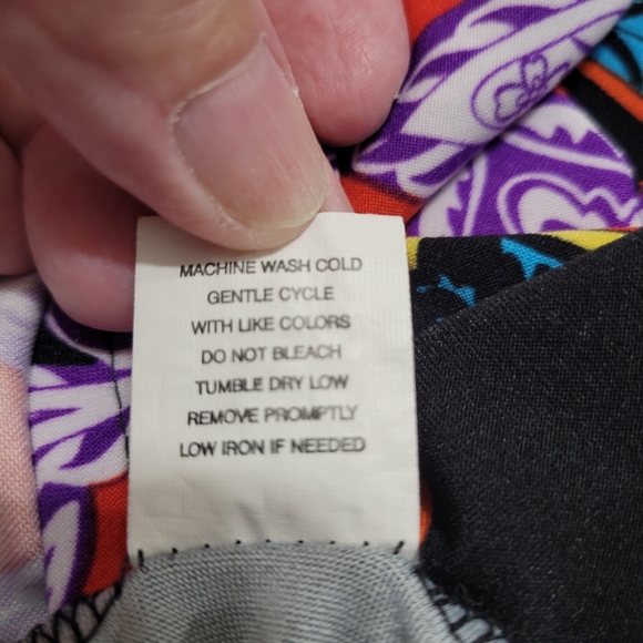 Large long colorful body hugging dress - Picture 7 of 7